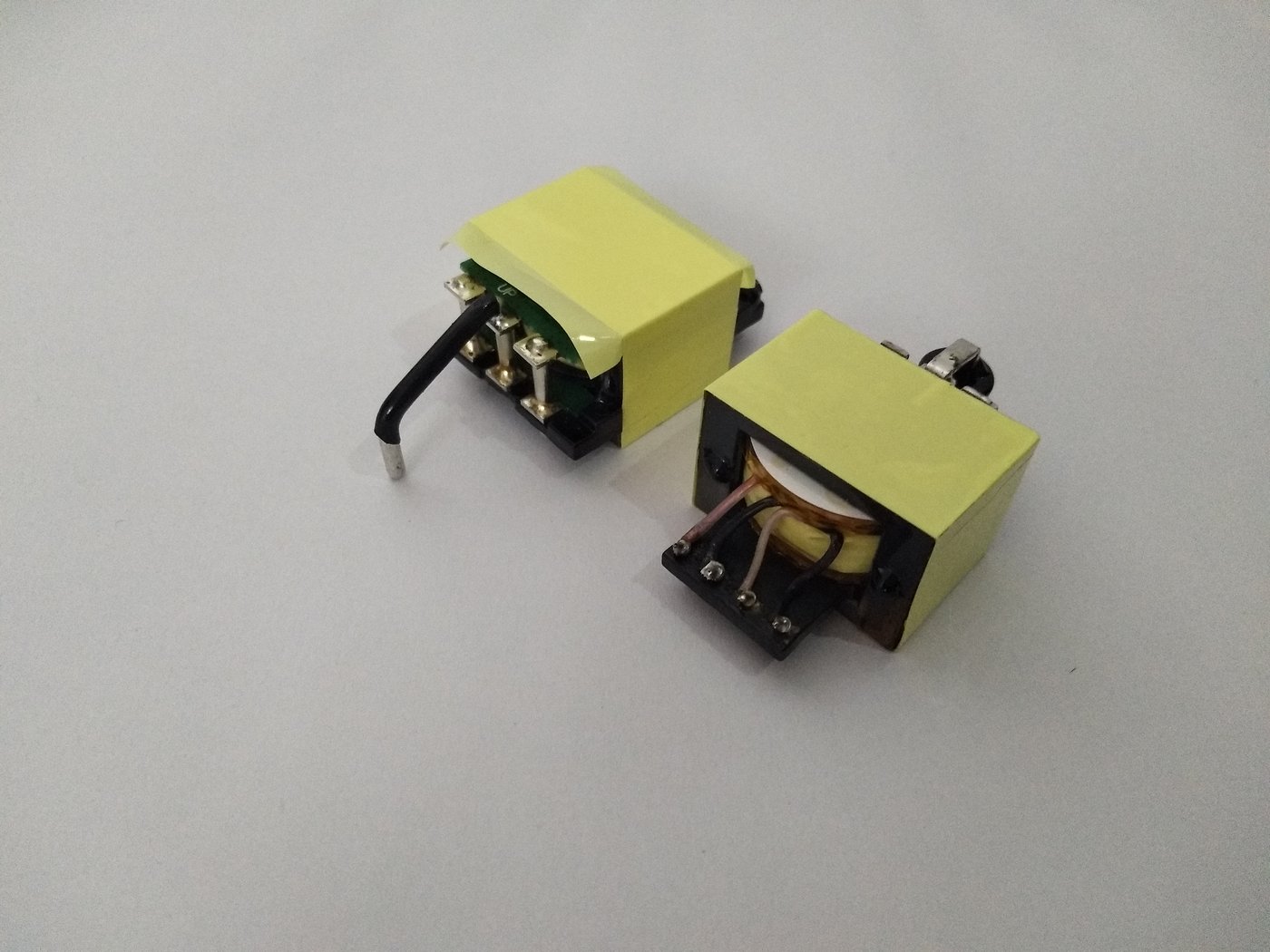 Custom SMPS and switch-mode transformers on EE/EF/ETD ferrite cores by P&A International